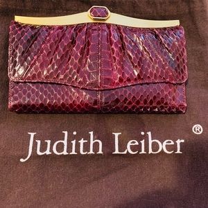 Judith Lieberman Clutch wallet